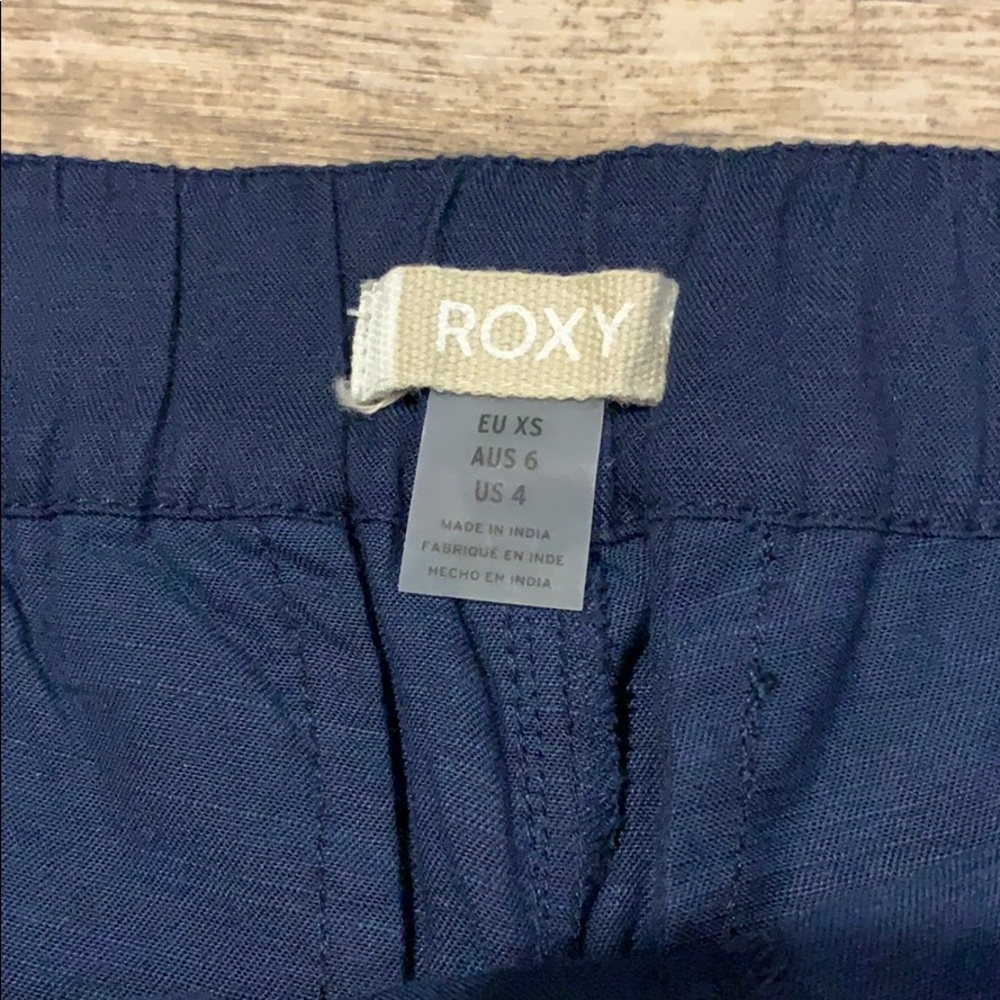 Roxy shorts - Picture 4 of 7